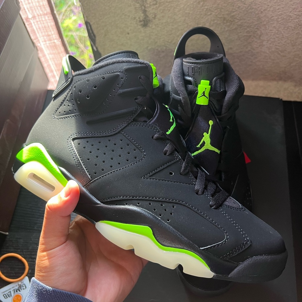 Electric Green Jordan 6s